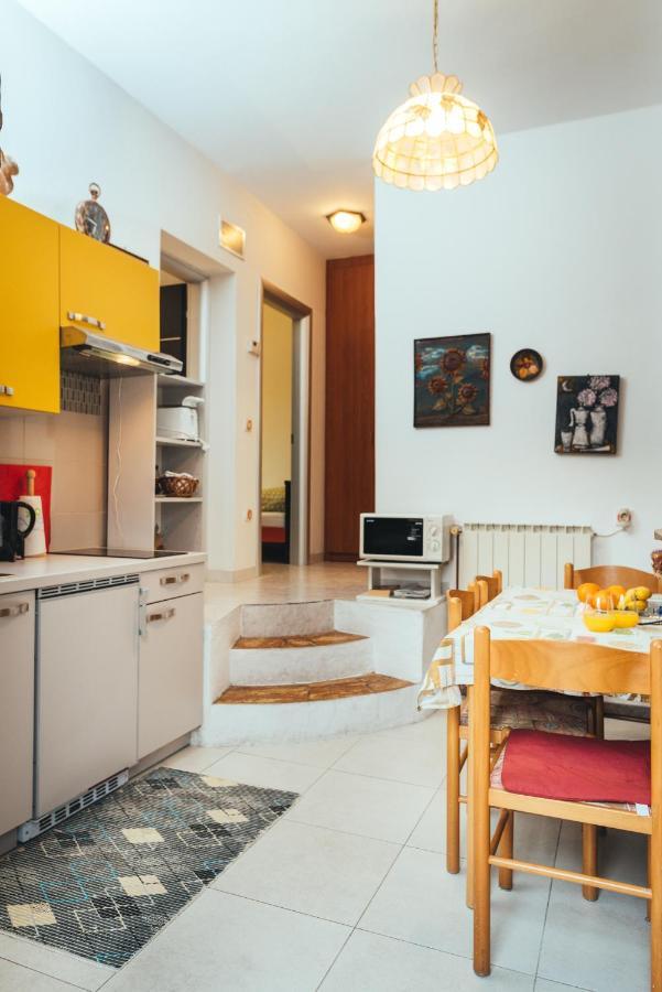 Apartment Bruna ไพราน ภายนอก รูปภาพ